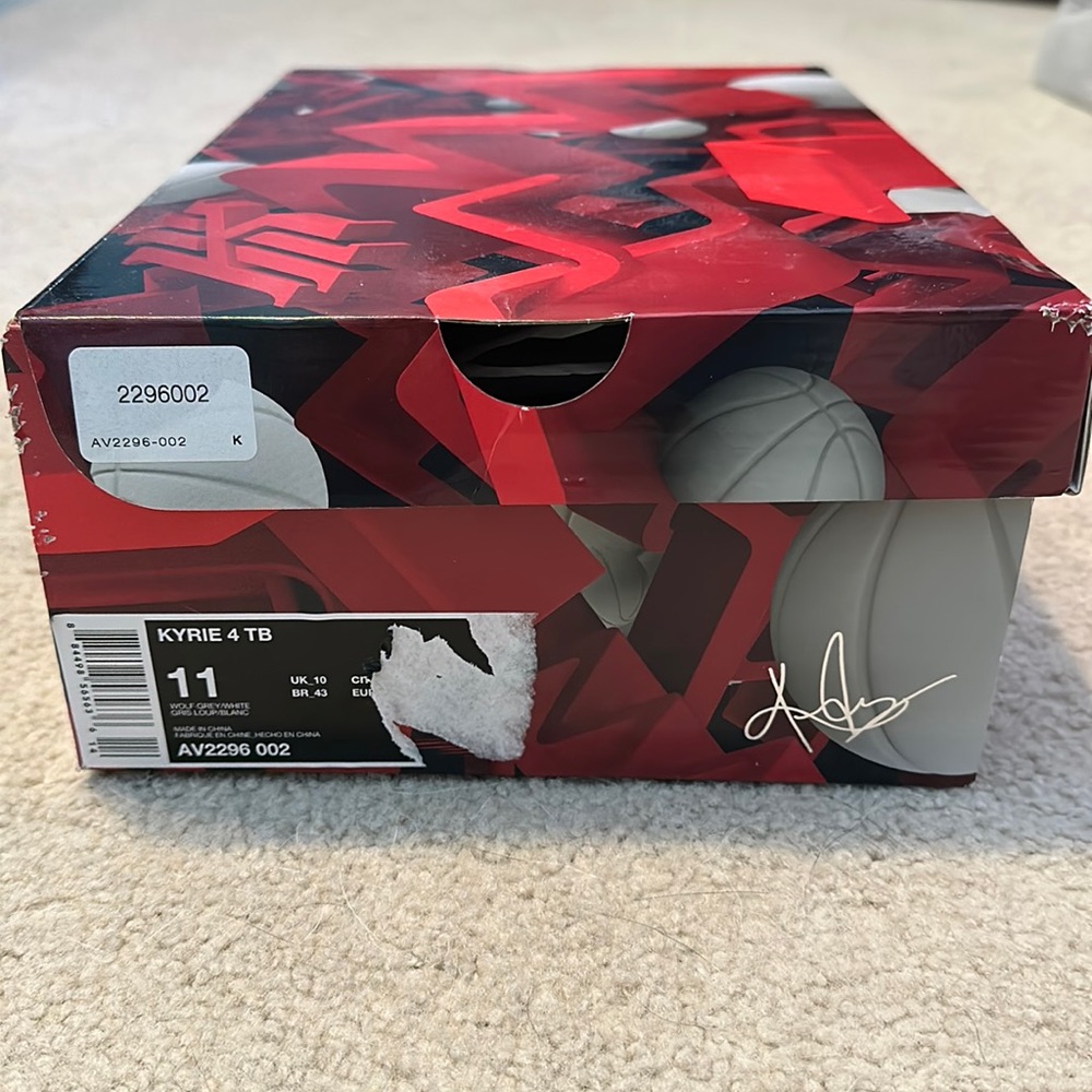 Men’s Kyrie Irving “Kyrie” 4 TB Shoes